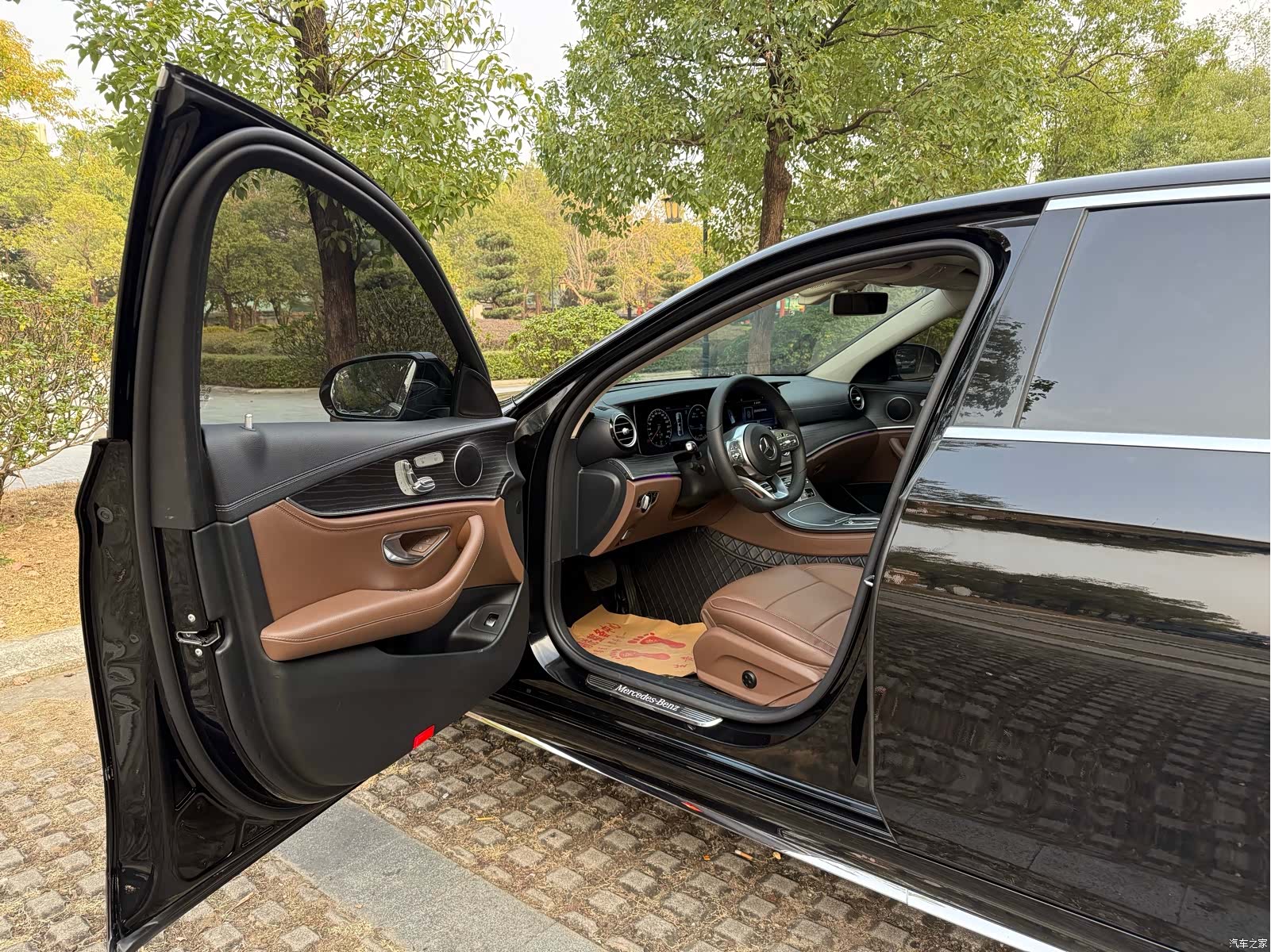 Mercedes-Benz E-Class, 2019 7