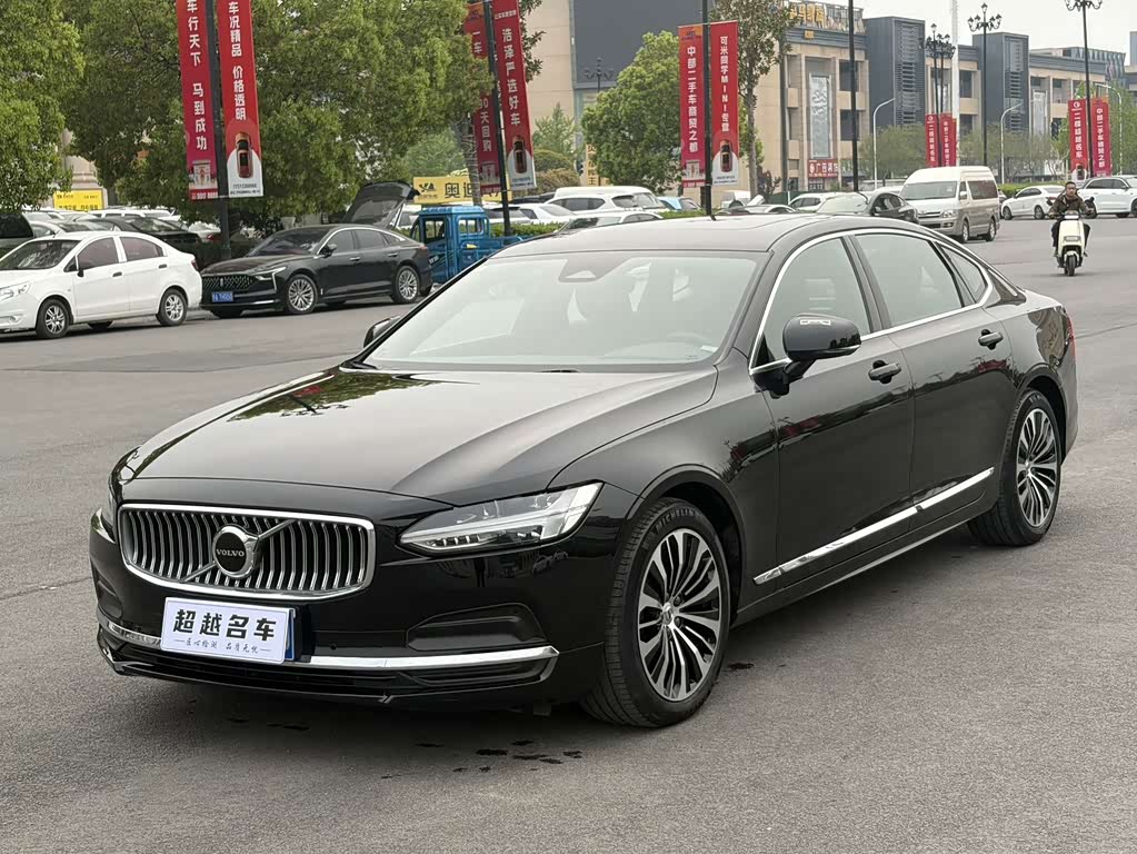 Volvo S90