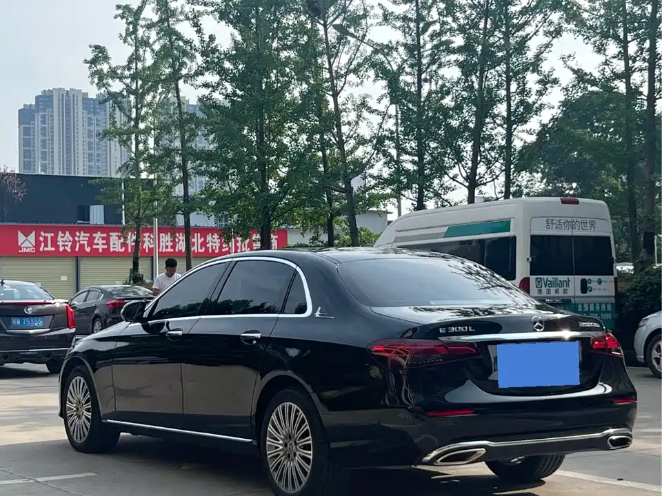 Mercedes-Benz E-class Mercedes-Benz E-class