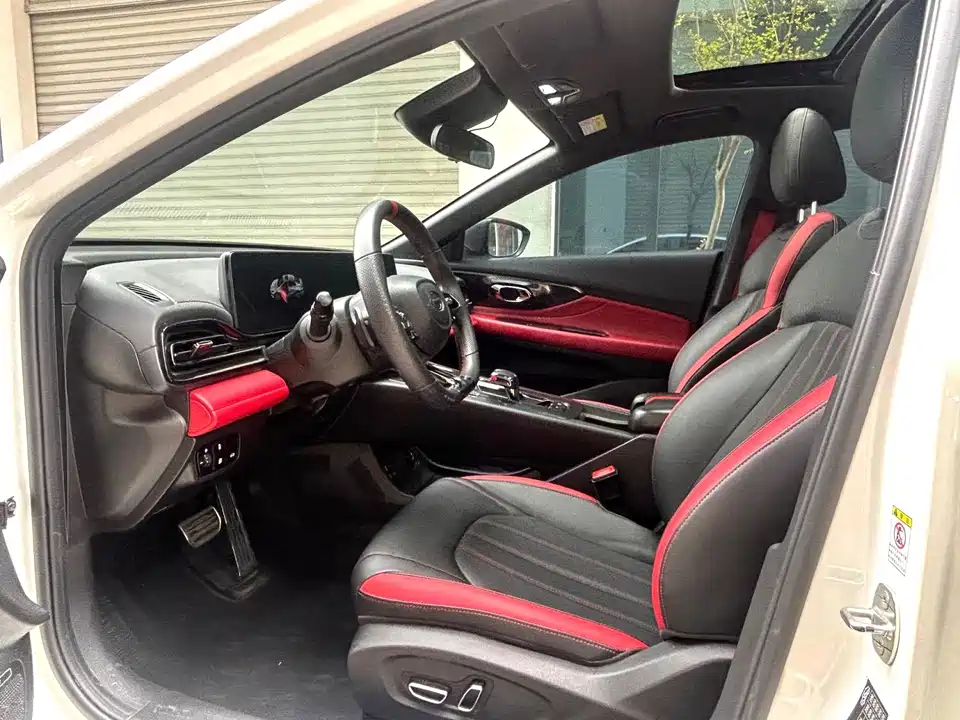 Trumpchi Shadow Leopard