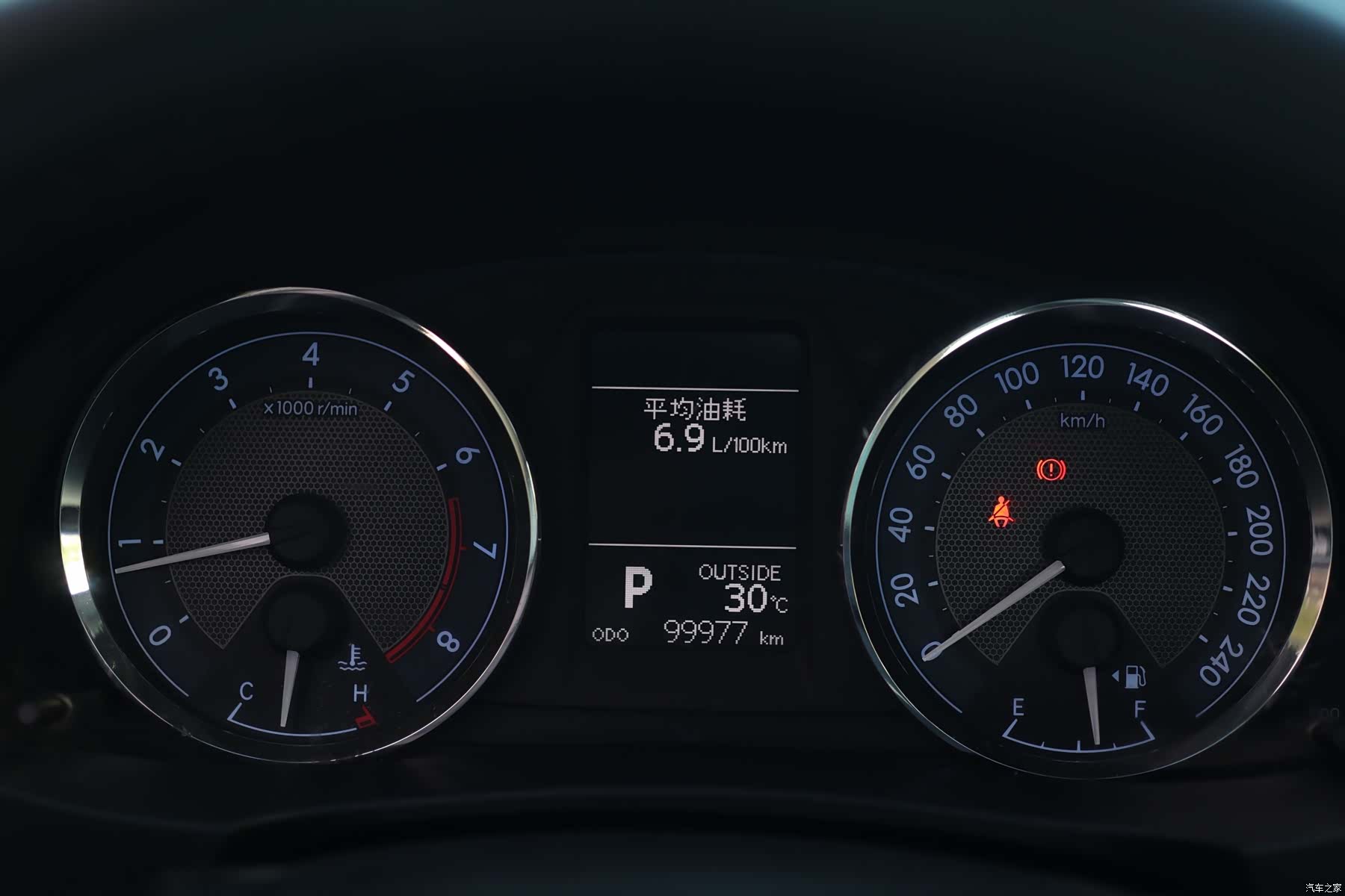 Toyota Corolla, 2015 9