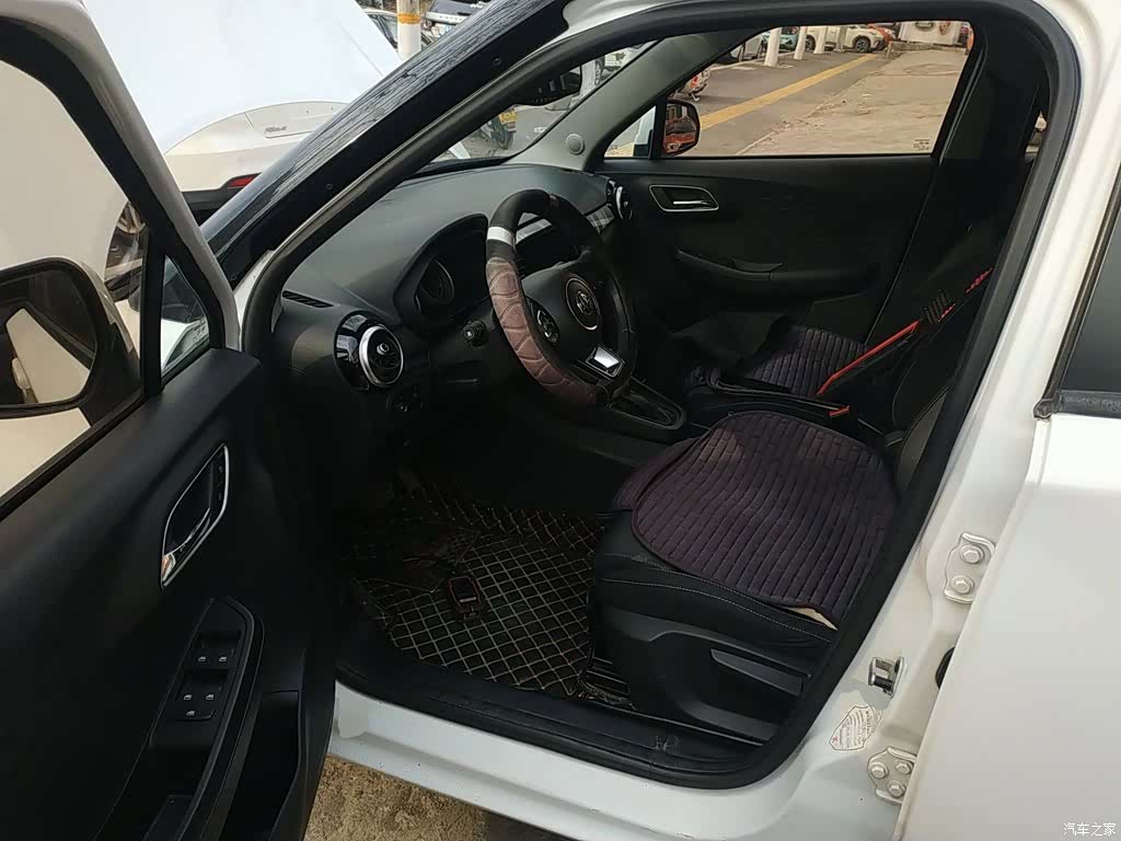 MG 3, 2018 12