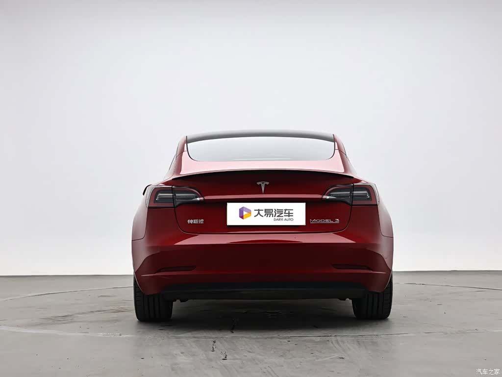Tesla Model 3, 2022 4