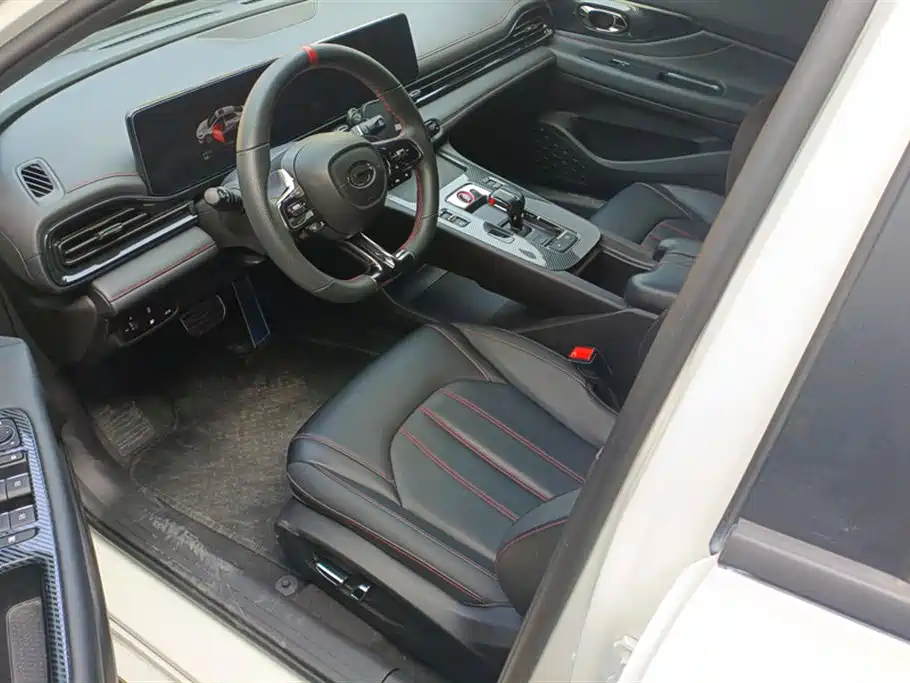 Trumpchi Shadow Leopard