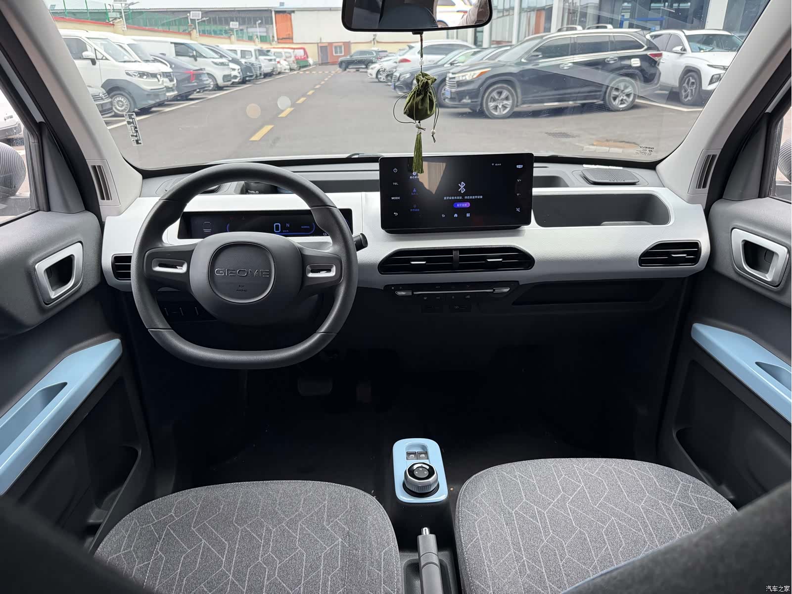 Geely Panda, 2025 6
