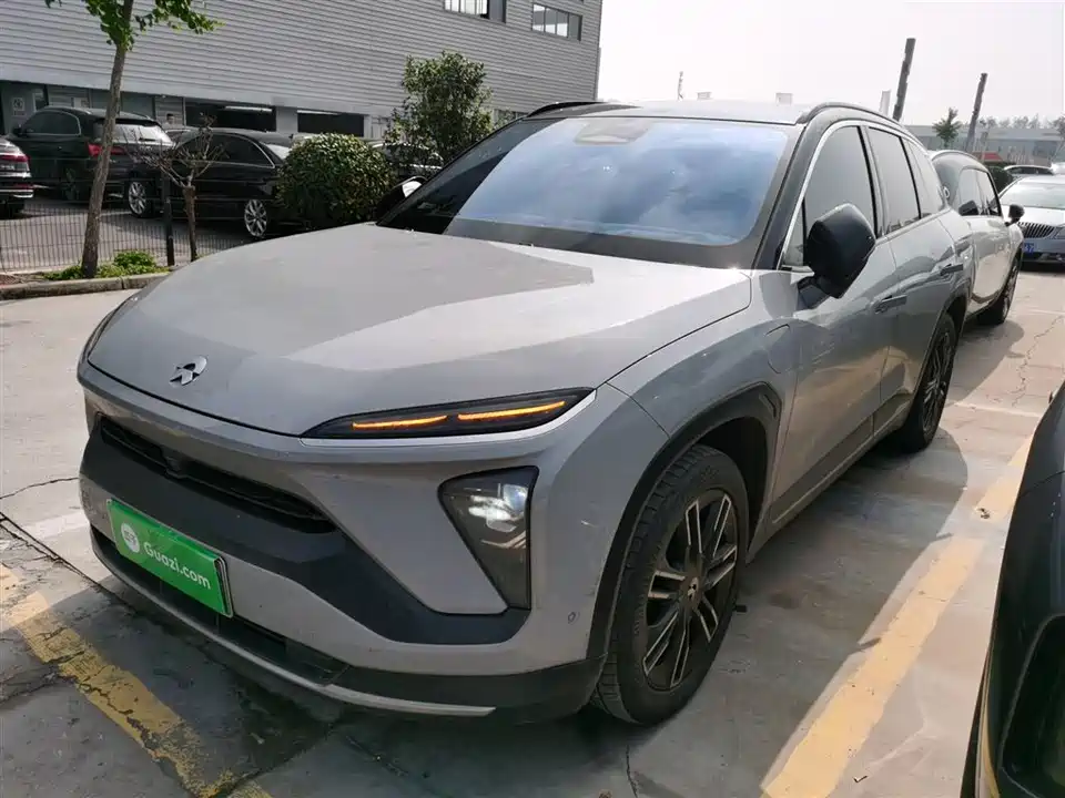 NIO ES6