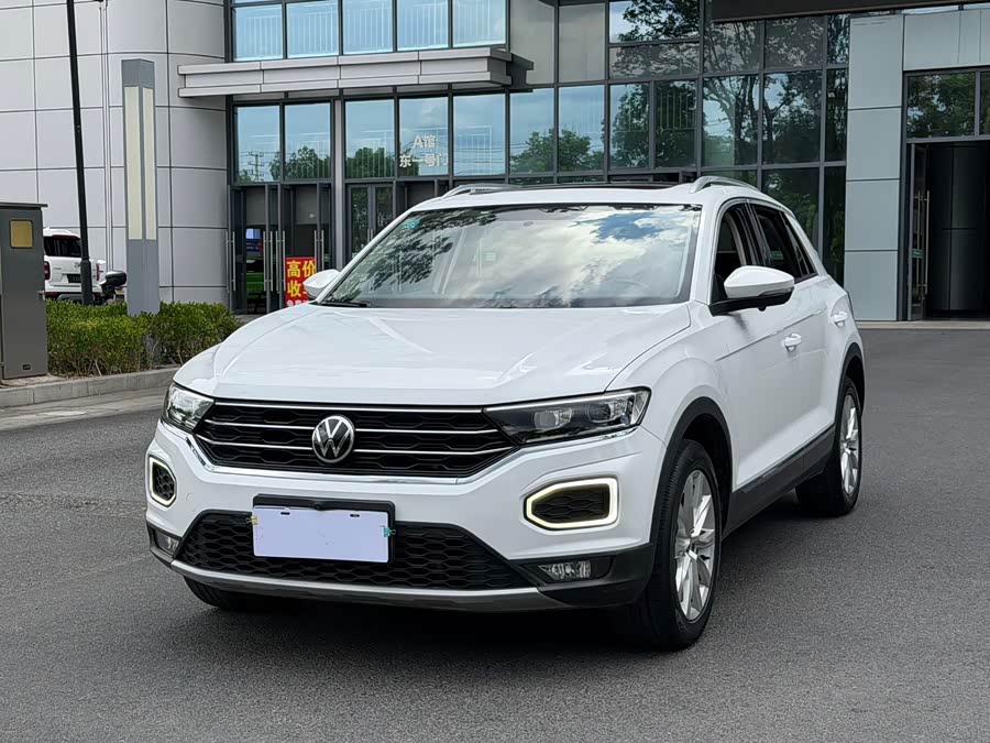 Volkswagen T-Roc, 2022.04