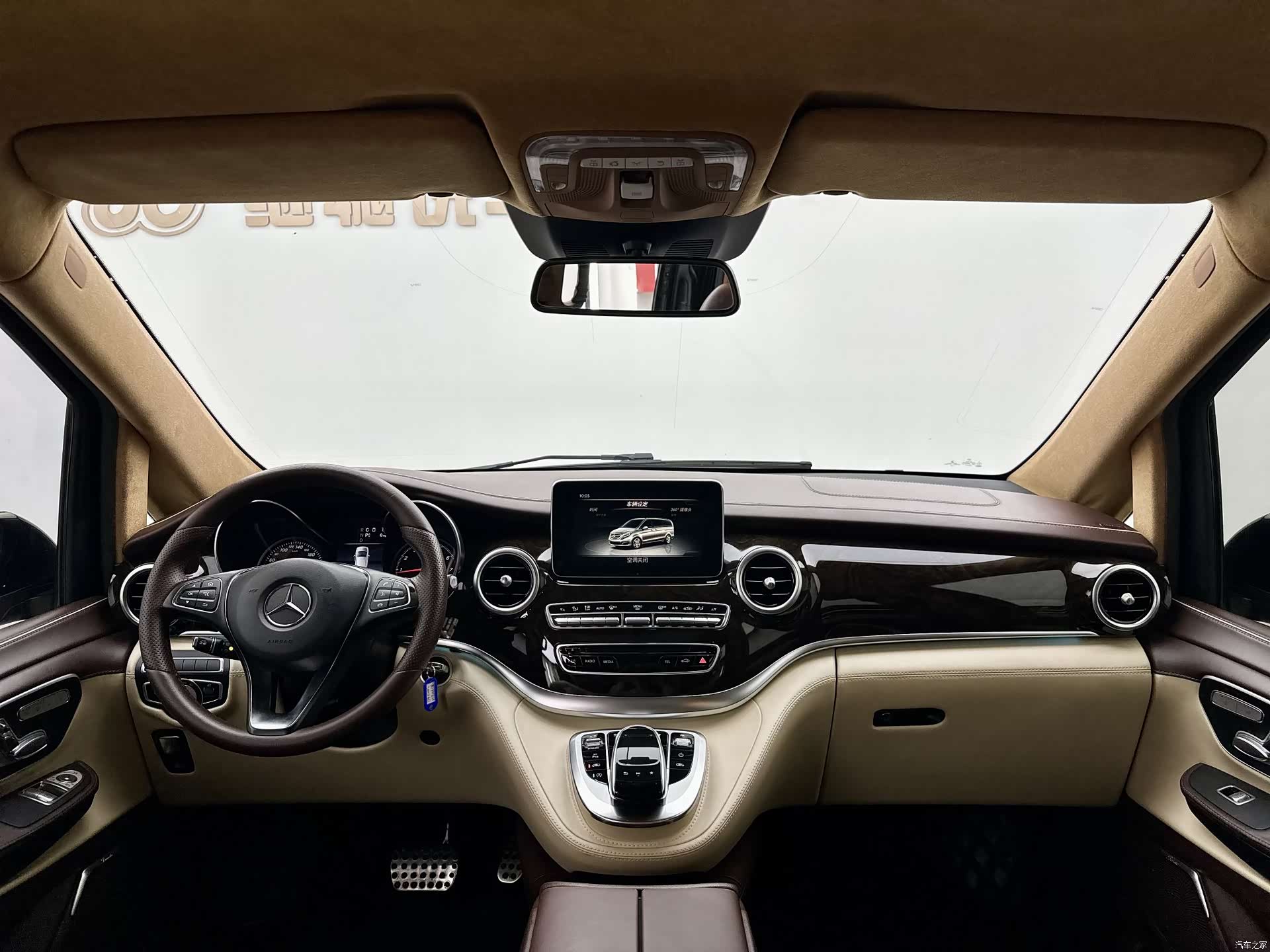 Mercedes-Benz V-Class, 2019 12