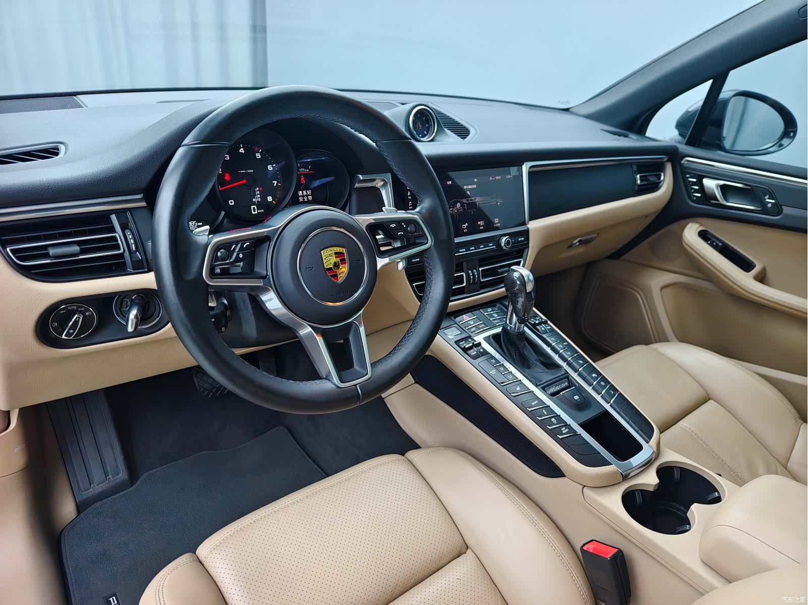 Porsche Macan, 2021 6