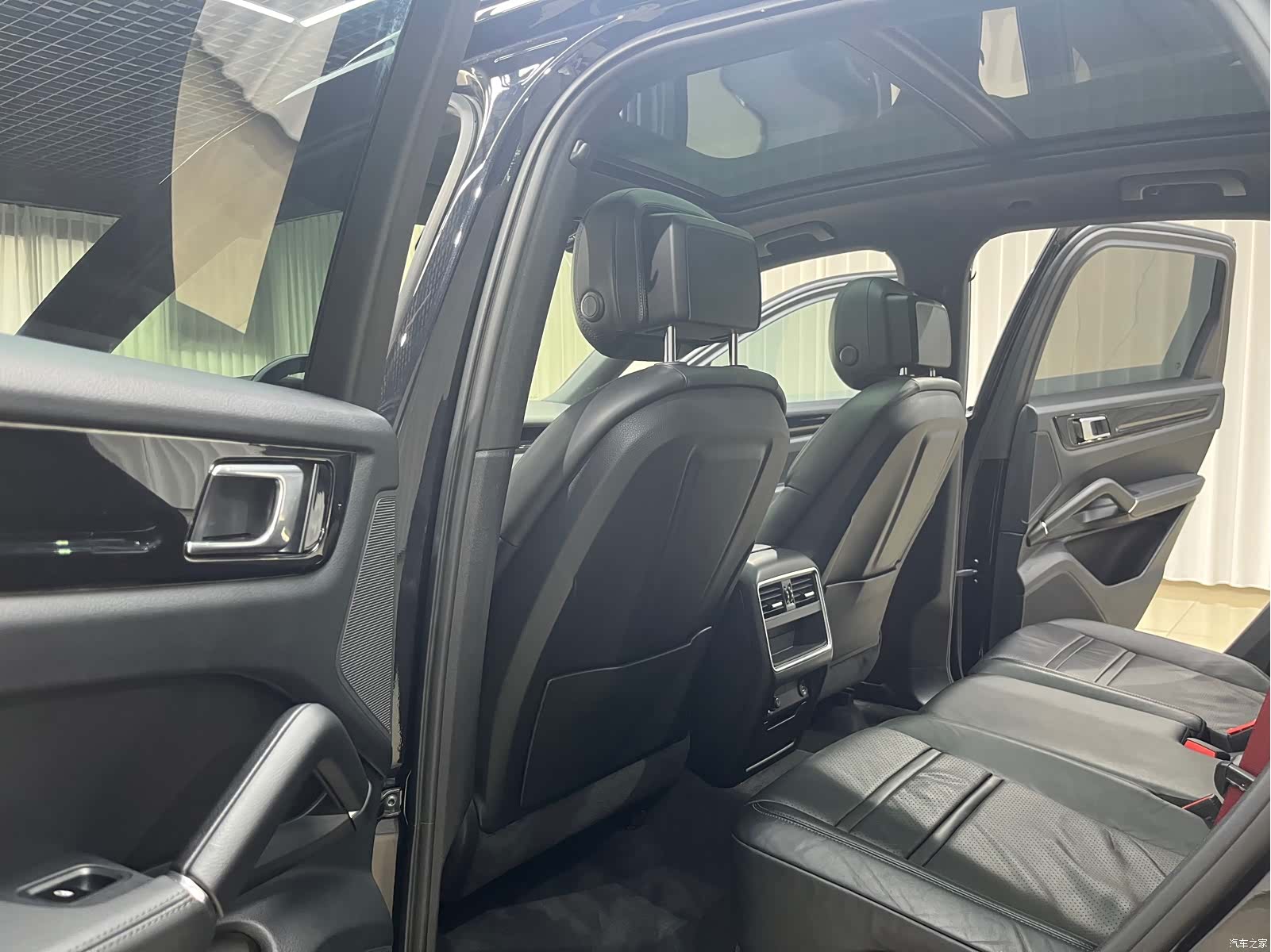 Porsche Cayenne, 2019 11