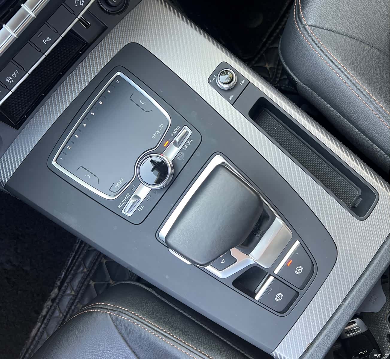 Audi Q5L, 2019 15