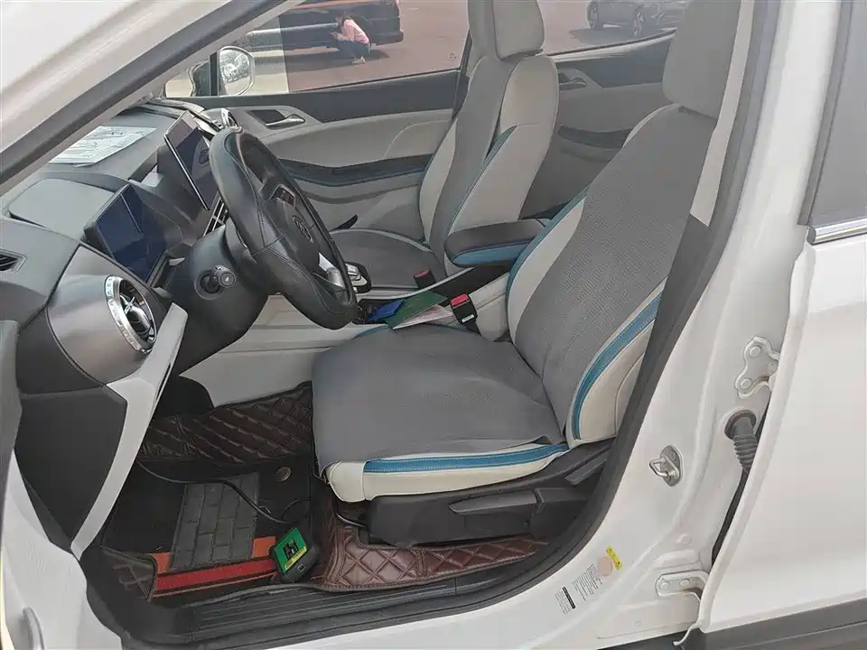 BYD Yuan Pro BYD Yuan Pro