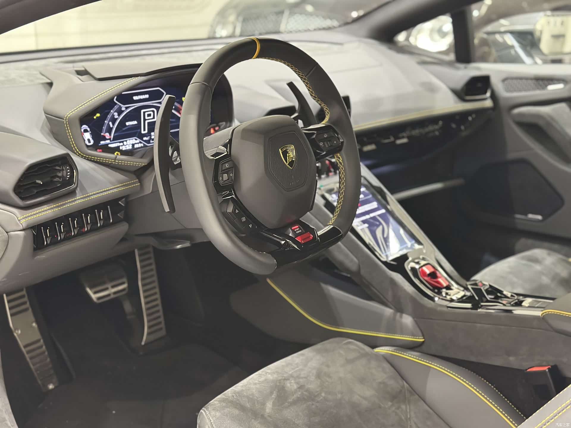 Lamborghini Huracán, 2024 6