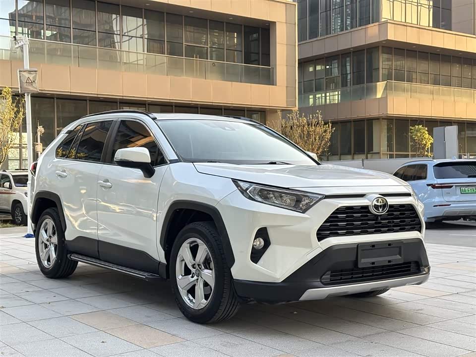 Toyota RAV4 Rongfang