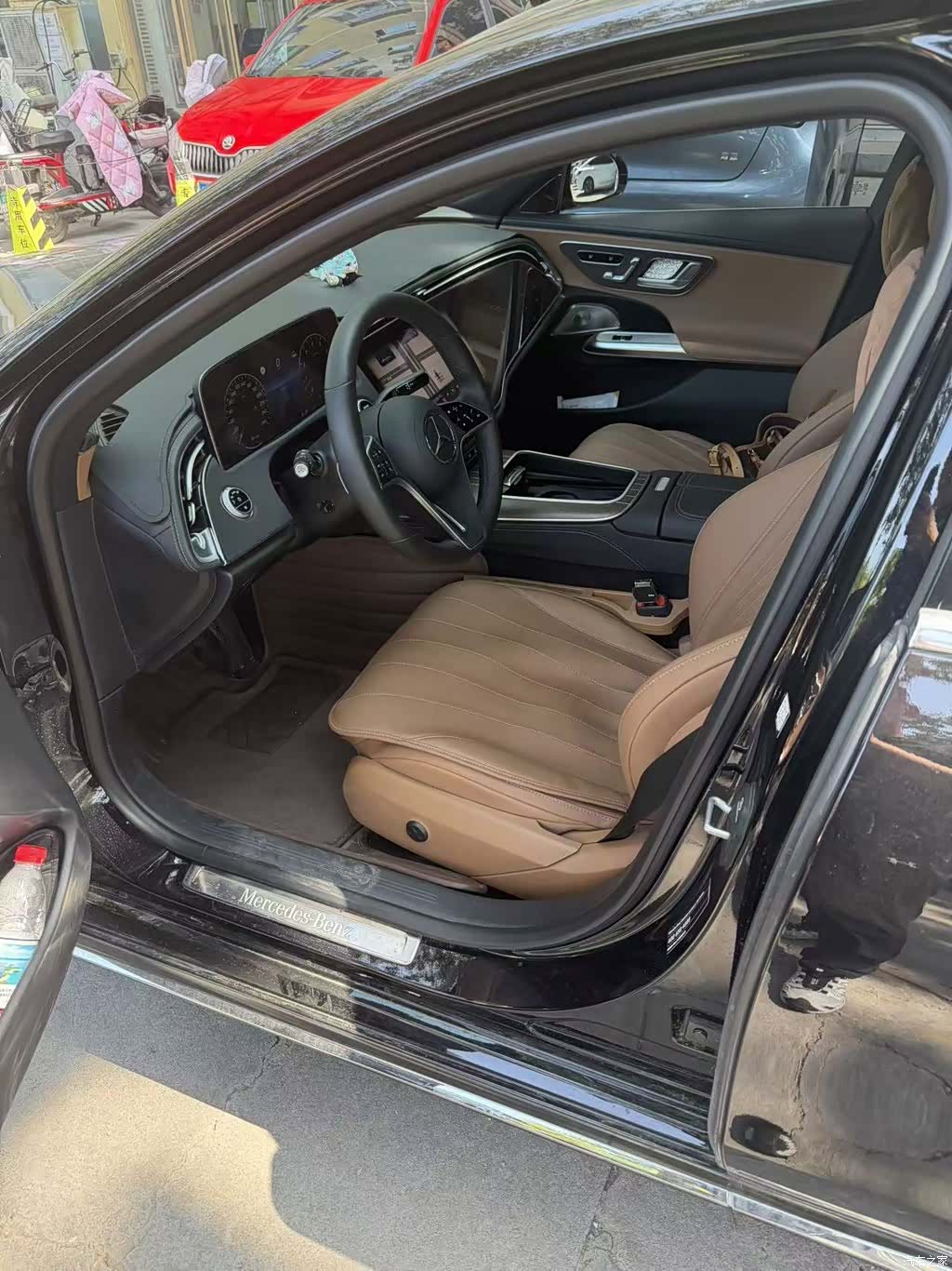 Mercedes-Benz E-Class, 2025 7