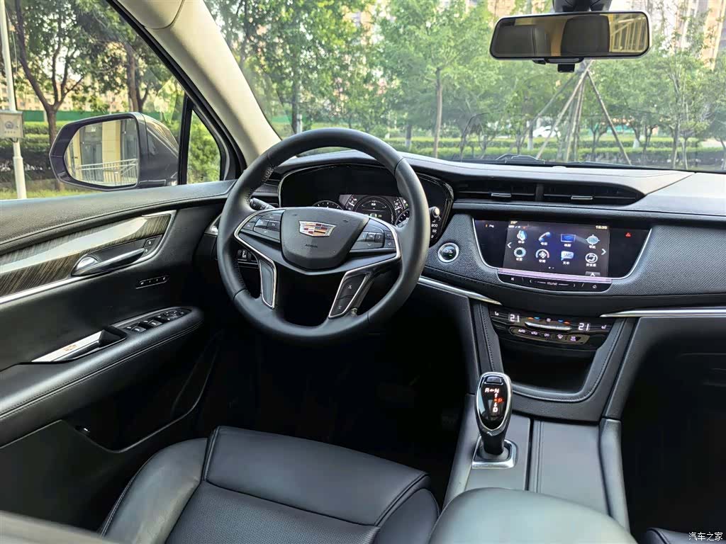 Cadillac XT5, 2019 11