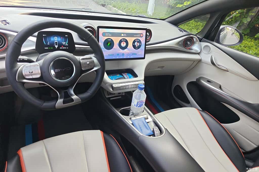 BYD Dolphin, 2022 12