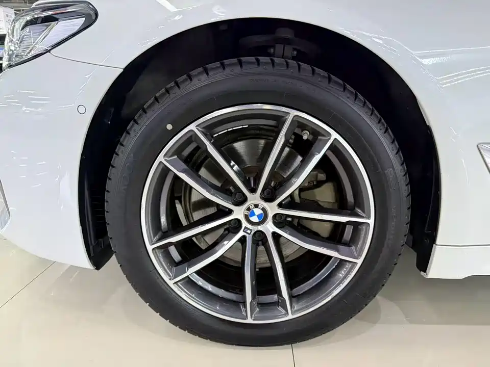 BMW 5 series BMW 5 series