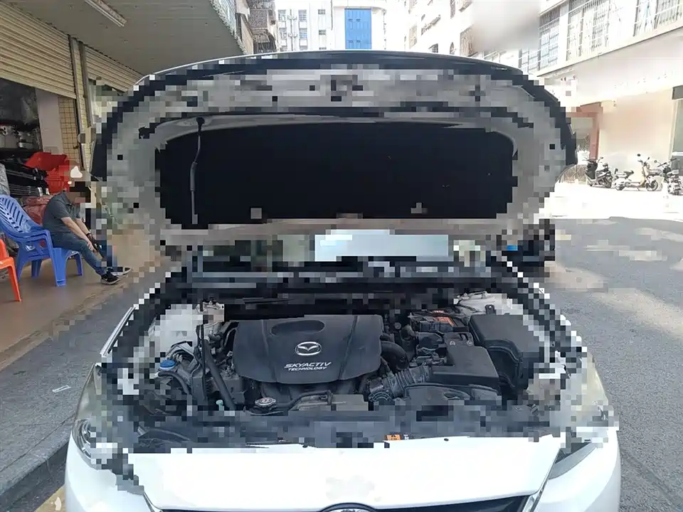 Mazda 3 Angkesaila