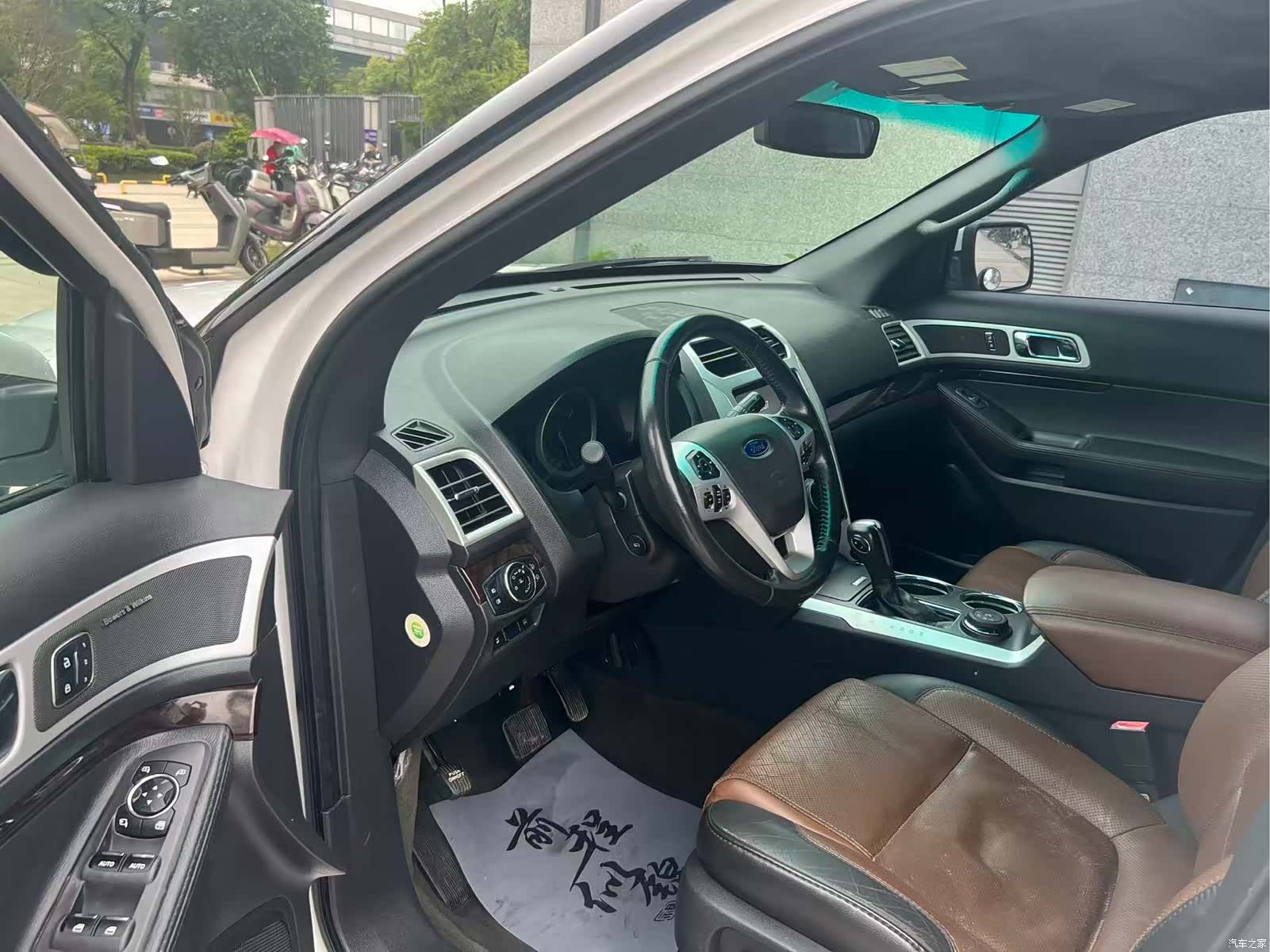Ford Explorer, 2013 20