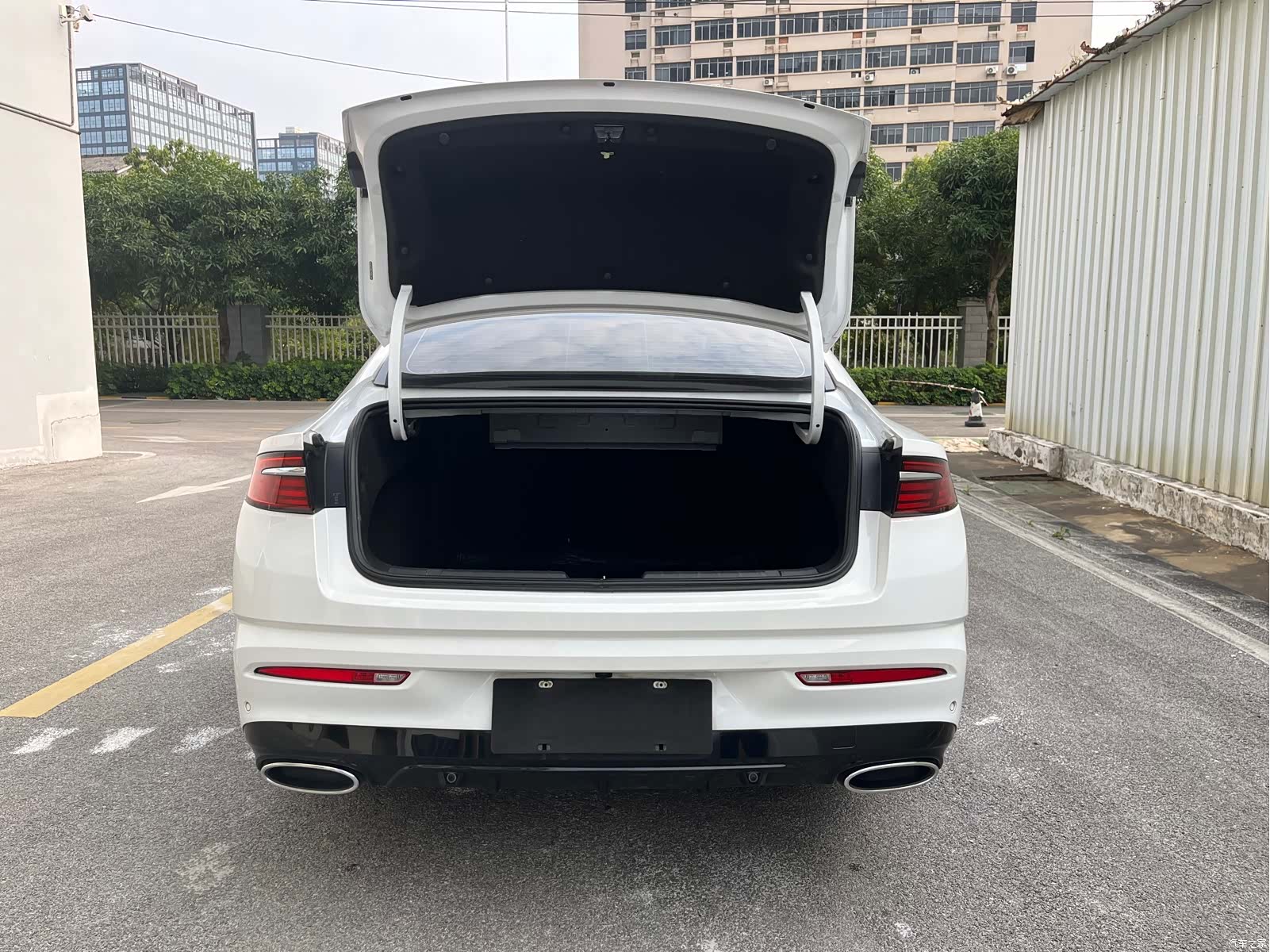 Geely Preface, 2021 18