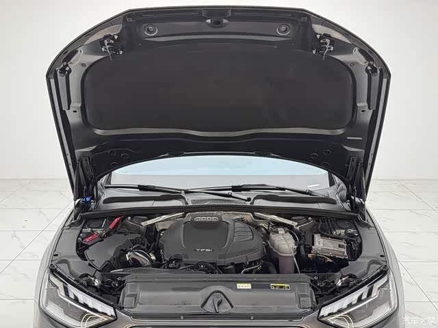 Audi A4L, 2022 10