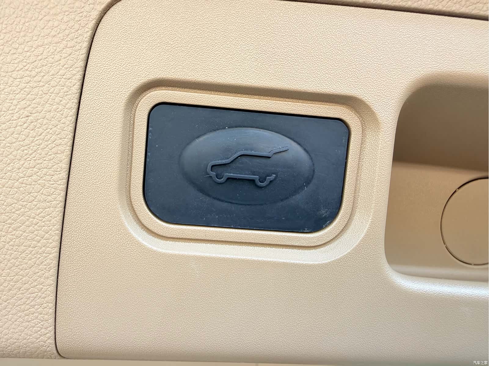Buick GL8, 2019 19