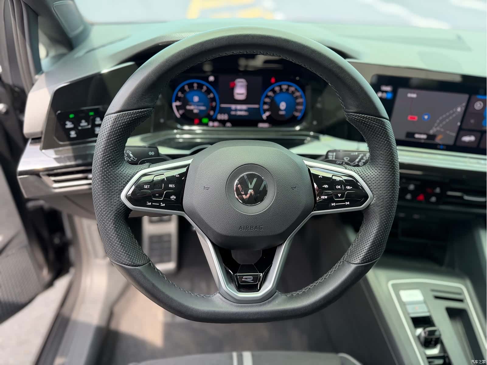 Volkswagen Golf, 2022 15