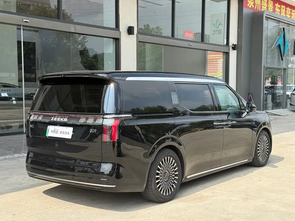 Zeekr 009