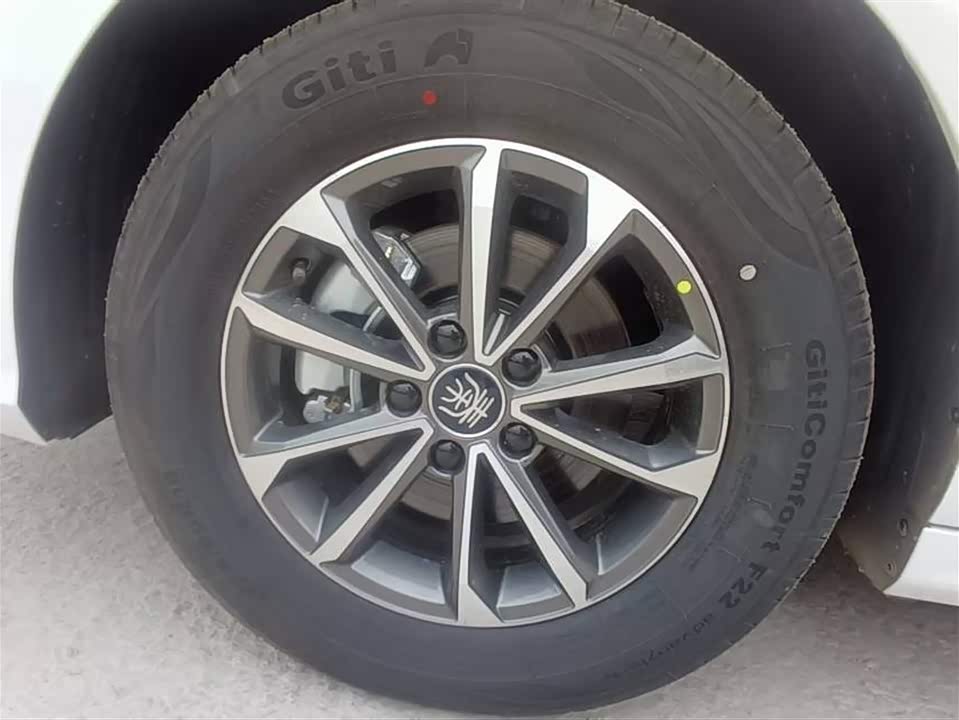 BYD Qin Yuan BYD Qin Yuan