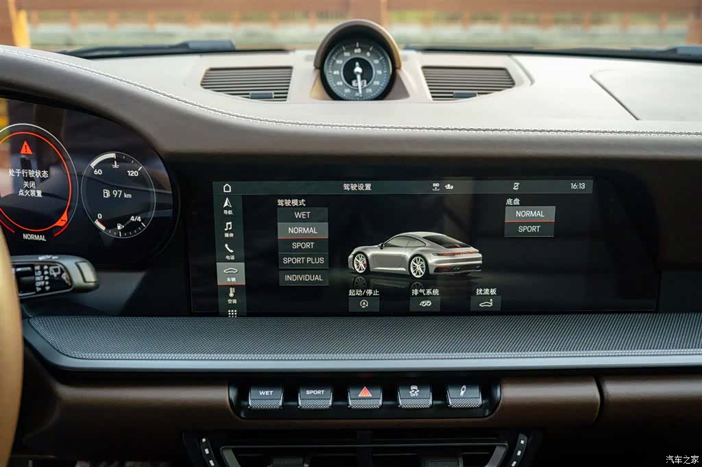 Porsche 911, 2020 15