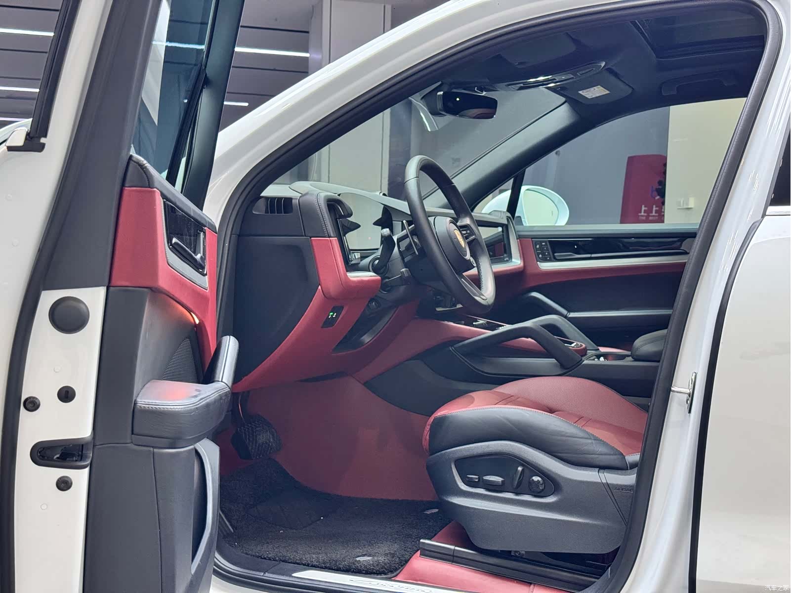 Porsche Cayenne, 2025 7
