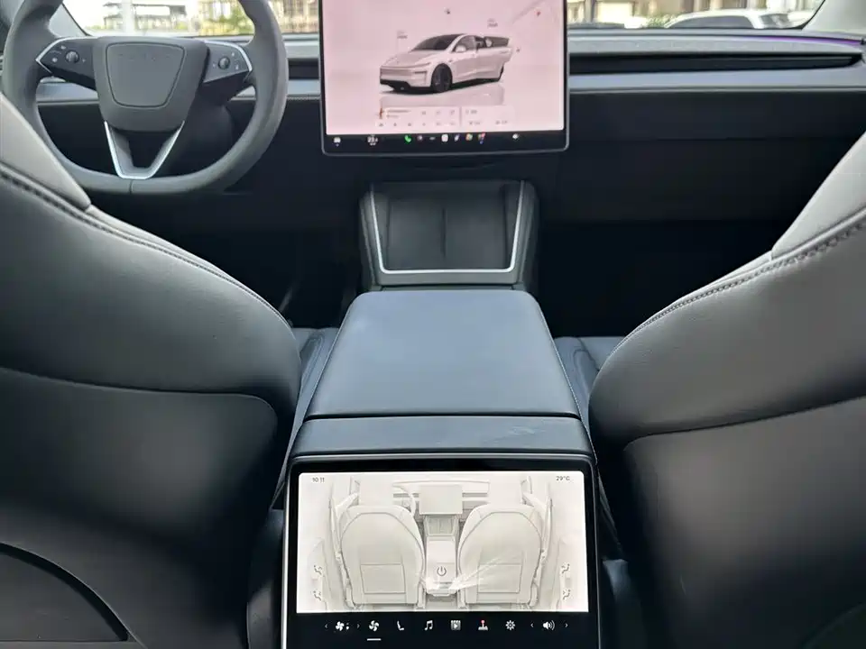Tesla Model Y Tesla Model Y