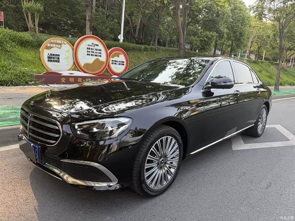 Mercedes-Benz E-Class, 2022 1