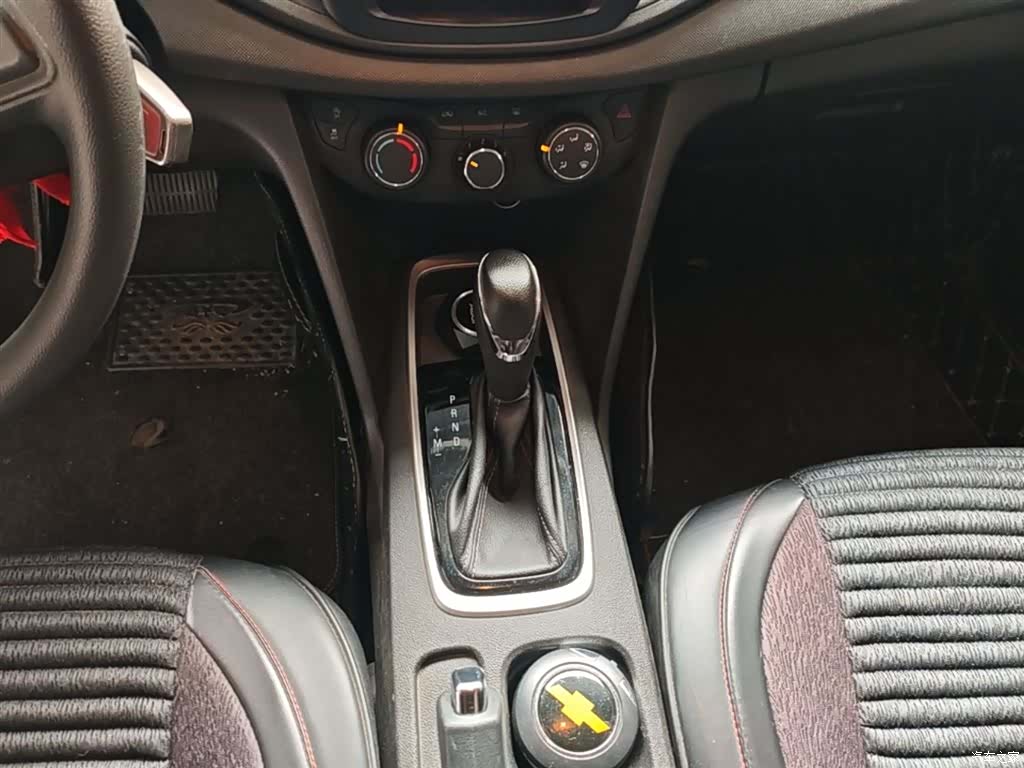 Chevrolet 320, 2019 14