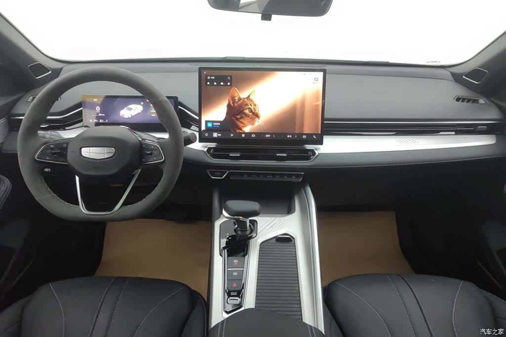 Geely Preface, 2025 12