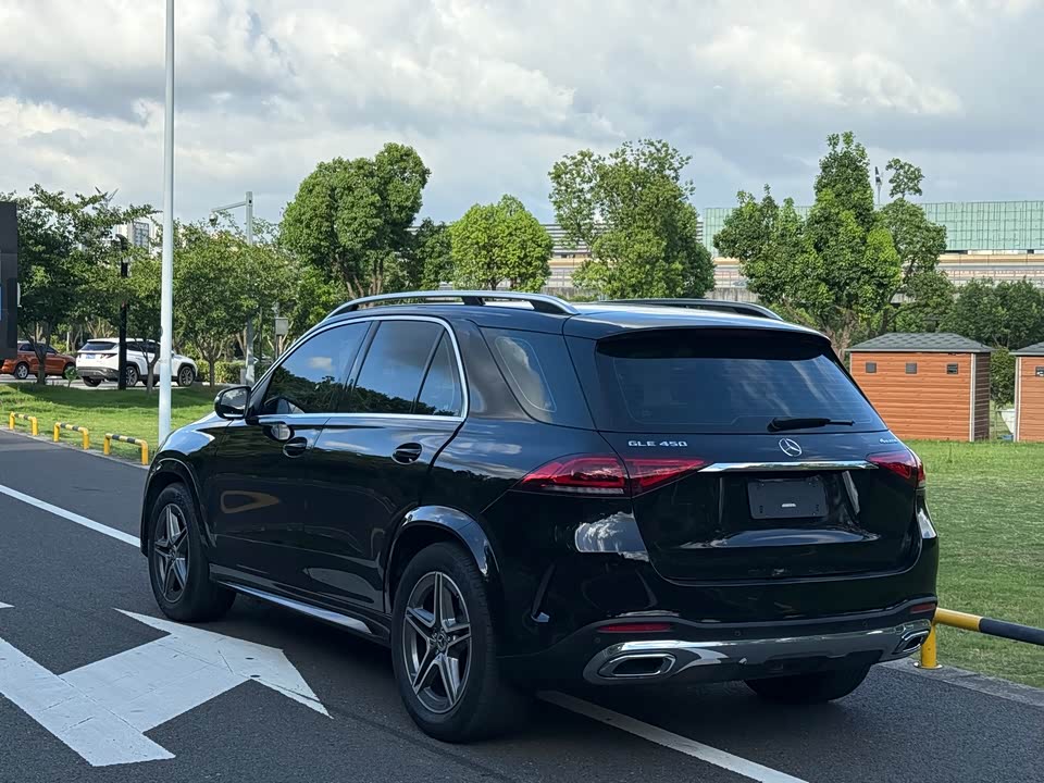 Mercedes-Benz GLE Mercedes-Benz GLE