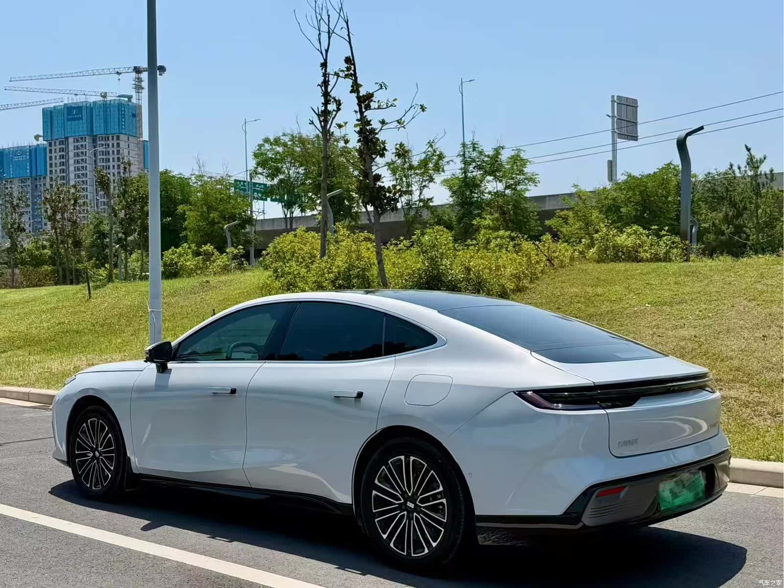 Geely 8, 2025 9