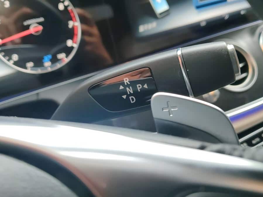Mercedes-Benz E-Class 2017, фото 16