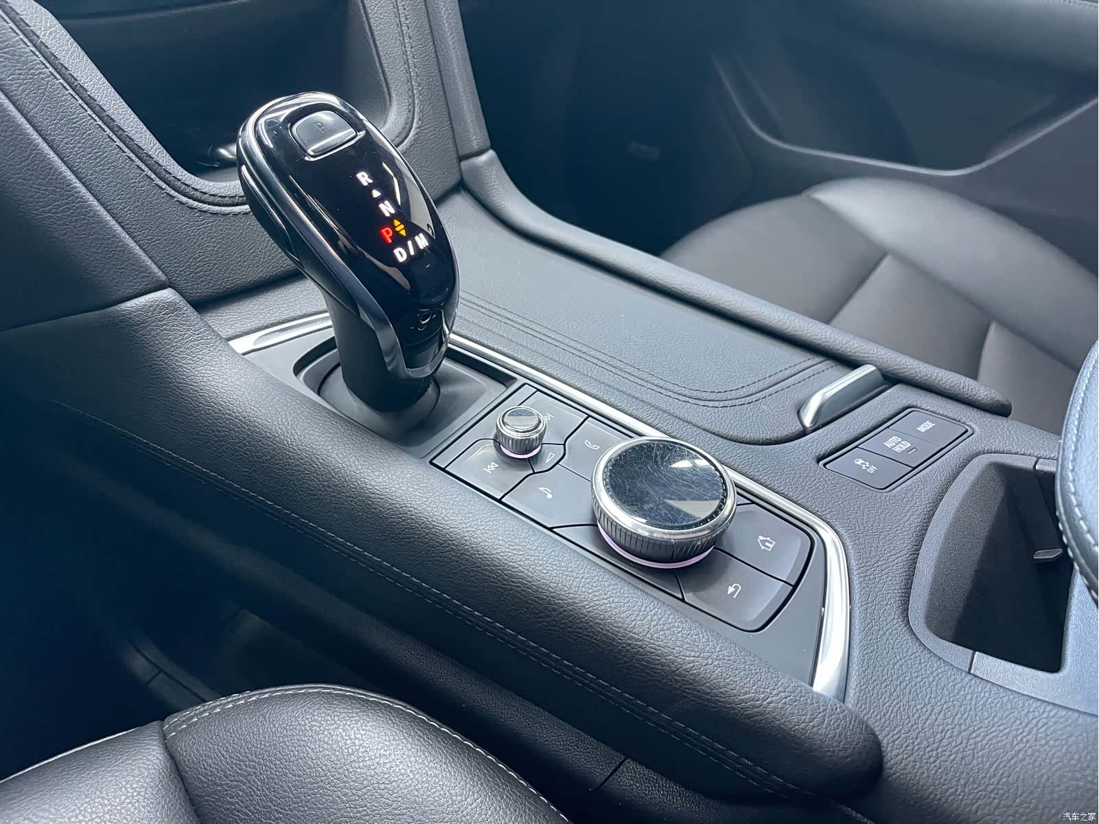Cadillac XT6, 2022 19