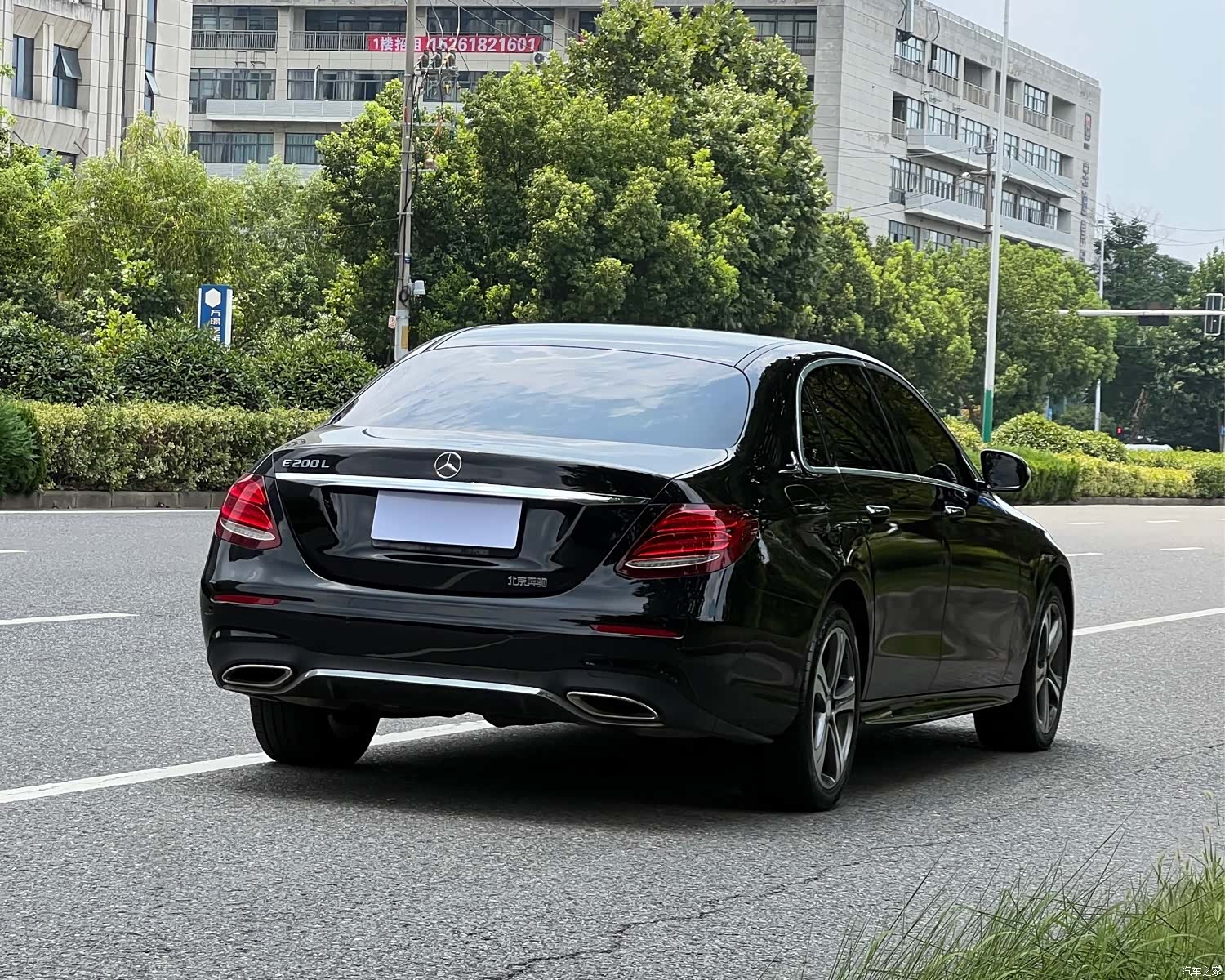Mercedes-Benz E-Class, 2017 3