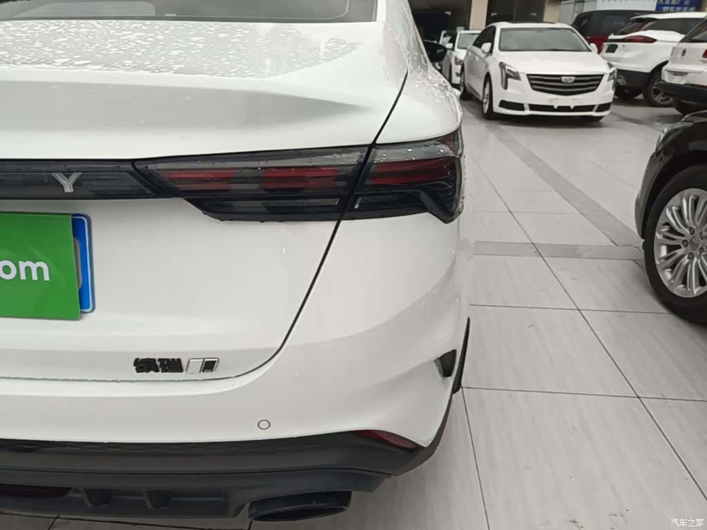 Geely Binray, 2023 8