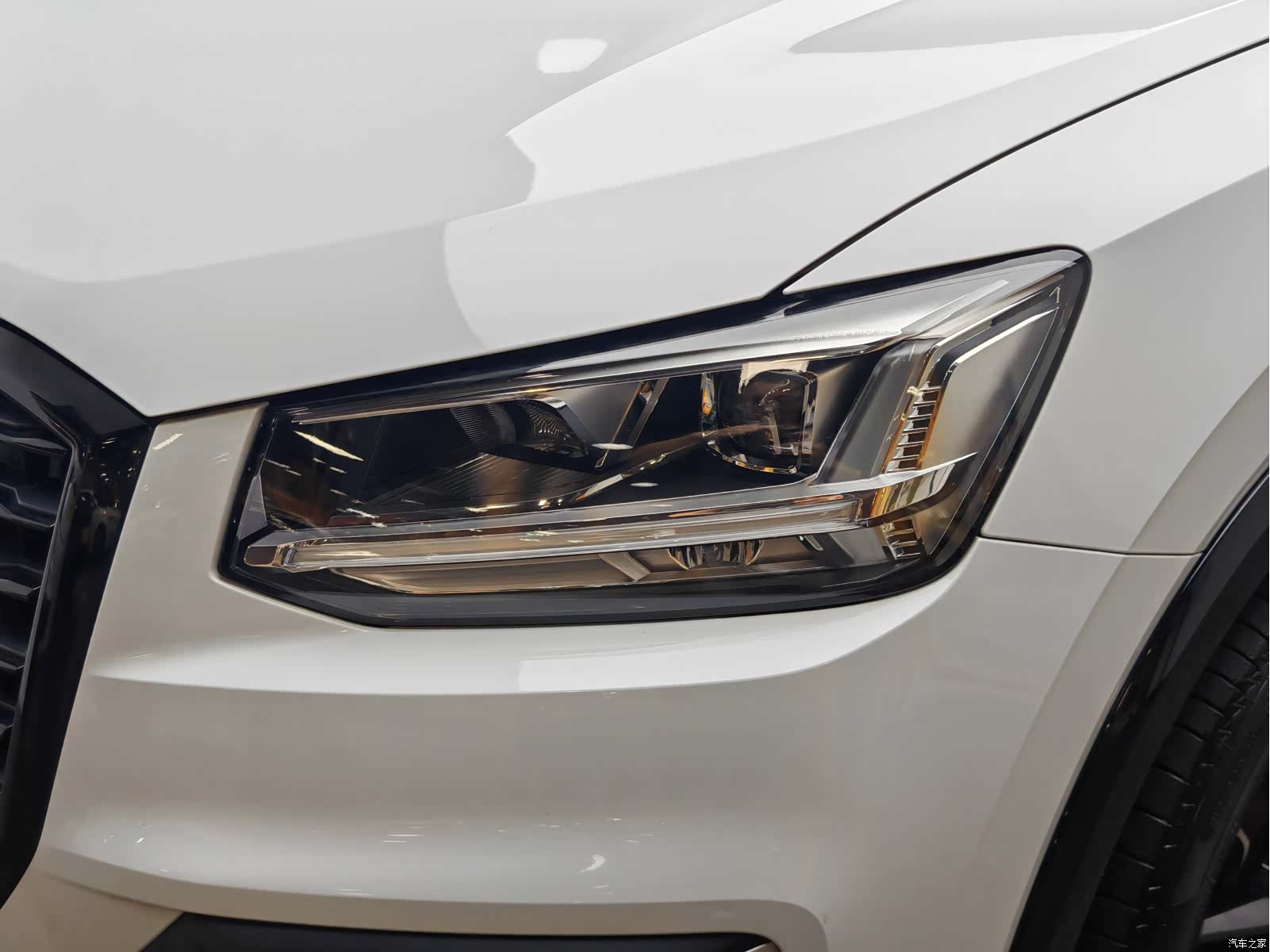 Audi Q2L, 2021 8