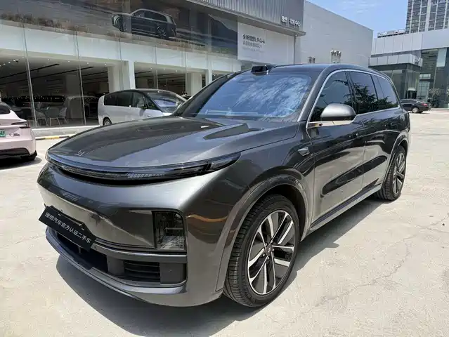 Li Auto L9 2023 — купить из Китая под заказ