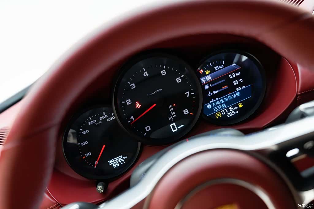 Porsche Cayman, 2018 15