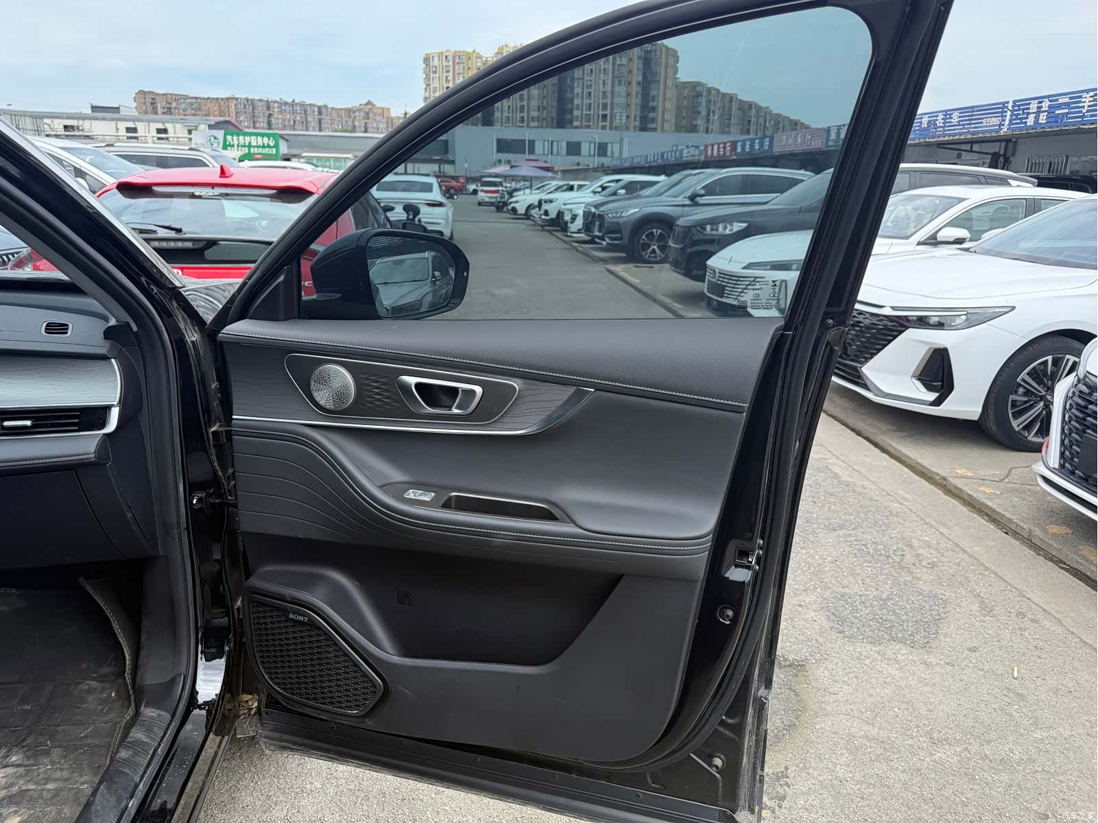 Chery Tiggo 8, 2025 все фото
