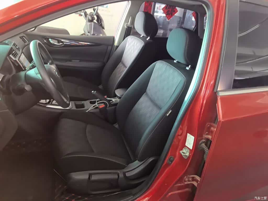 Nissan Tiida, 2017 15