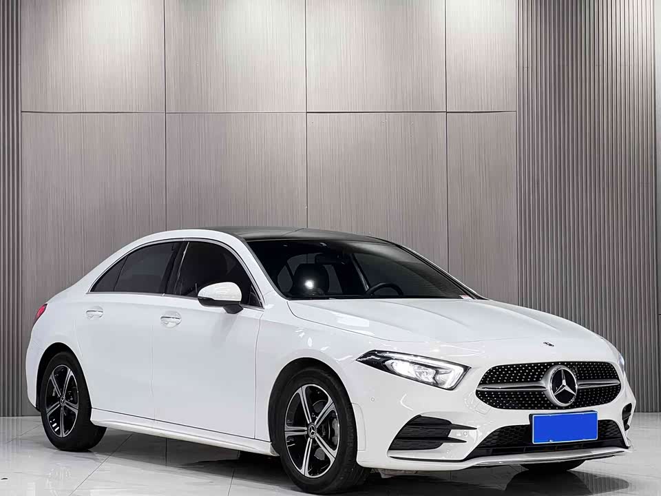 Mercedes-Benz Class A Mercedes-Benz Class A