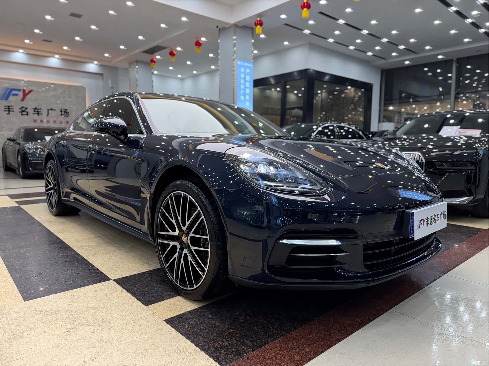 Porsche Panamera, 2018 3