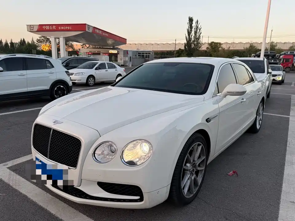Bentley Flying